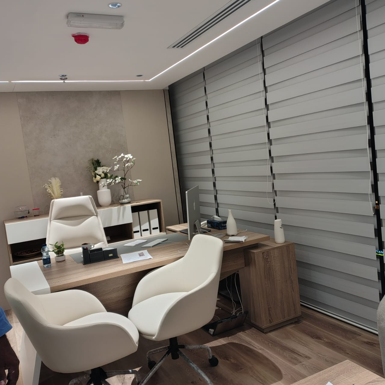 service-turnkey-office-cZVXbCOR